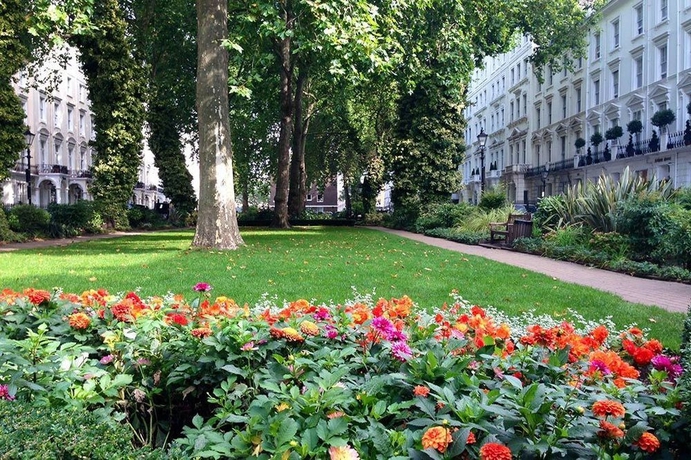 Imagen de los exteriores del Hotel Chrysos. Foto 8