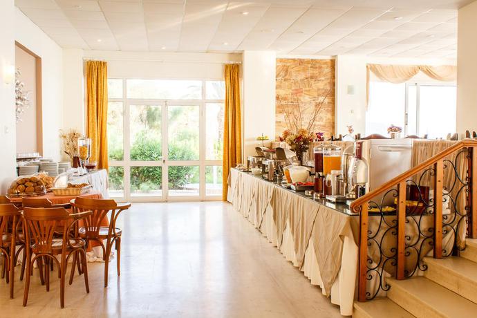 Imagen general del Hotel Chryssi Akti. Foto 1