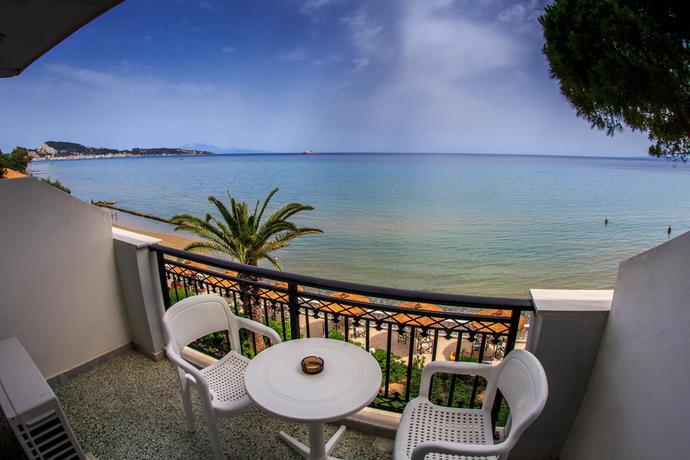 Imagen general del Hotel Chryssi Akti. Foto 4
