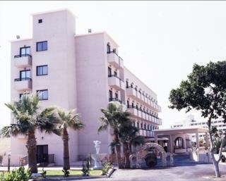 Imagen general del Hotel Chrystalla. Foto 1
