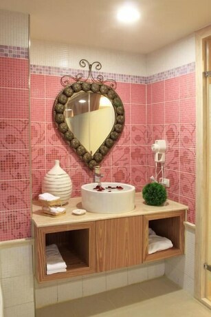 Imagen de la habitación del Hotel Chuang Tang Spring Spa. Foto 23