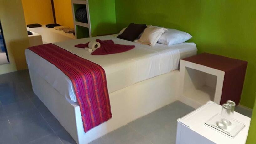 Imagen de la habitación del Hotel Chuburna. Foto 19