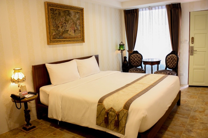 Imagen de la habitación del Hotel Chuchai Buri Sri Amphawa. Foto 6