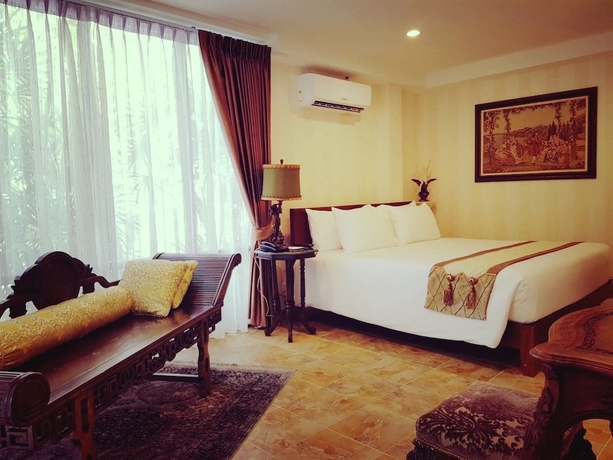 Imagen de la habitación del Hotel Chuchai Buri Sri Amphawa. Foto 9