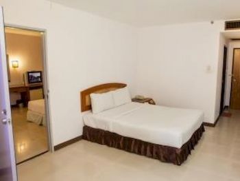 Imagen de los interiores del Hotel Chudchada Place Hat Yai. Foto 16