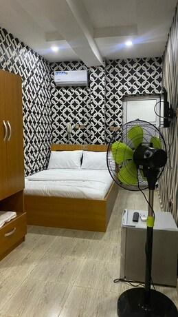 Imagen de la habitación del Hotel Chukzie Suites And Apartments. Foto 16