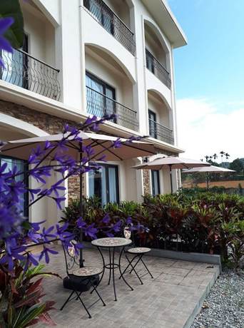 Imagen de los interiores del Hotel Chulu Manor. Foto 11