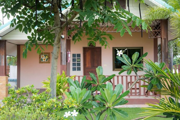 Imagen general del Hotel Chum Phae Lagoon Resort. Foto 4