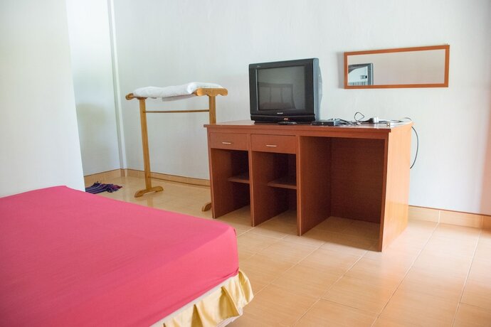 Imagen general del Hotel Chum Phae Lagoon Resort. Foto 8