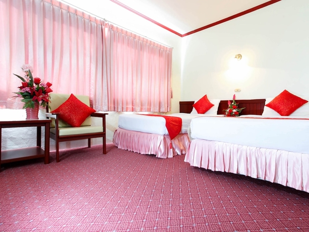 Imagen de la habitación del Hotel Chumphon Palace. Foto 7