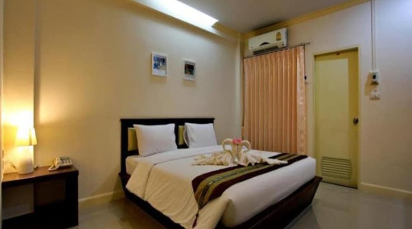 Imagen de la habitación del Hotel Chumphon Travelodge. Foto 6