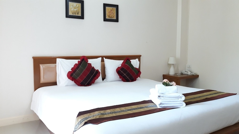 Imagen de la habitación del Hotel Chumphon Travelodge. Foto 10