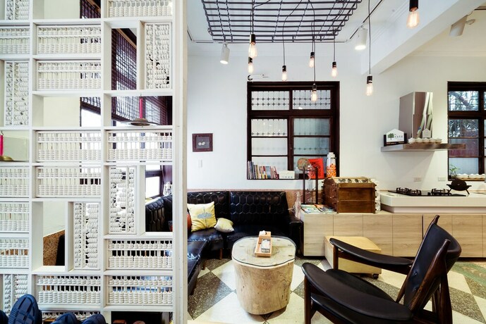 Imagen de los interiores del Hotel Chung Fu Inn. Foto 40