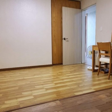 Imagen de la habitación del Hotel Chungdamhill House. Foto 12