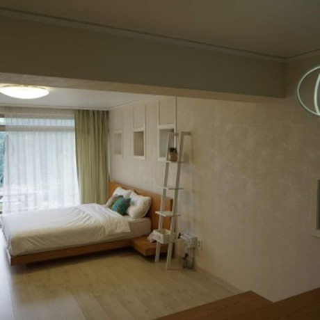 Imagen de la habitación del Hotel Chungdamhill House. Foto 14