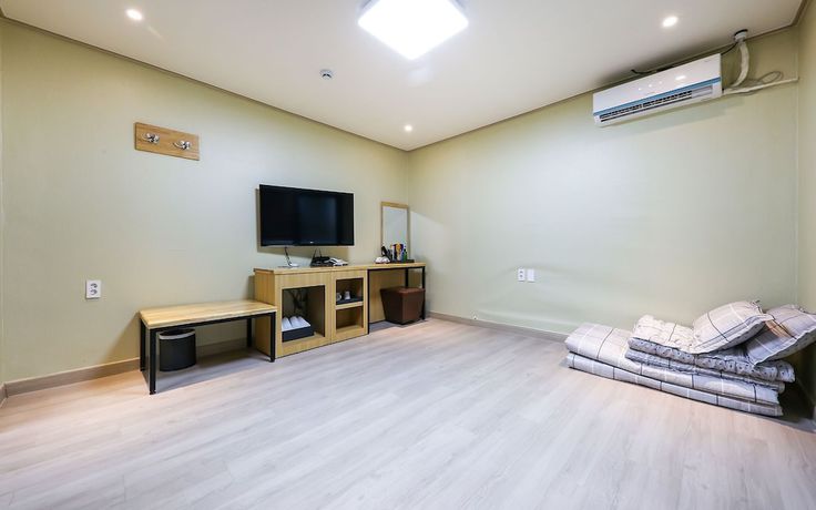 Imagen de la habitación del Hotel Chungju May. Foto 2