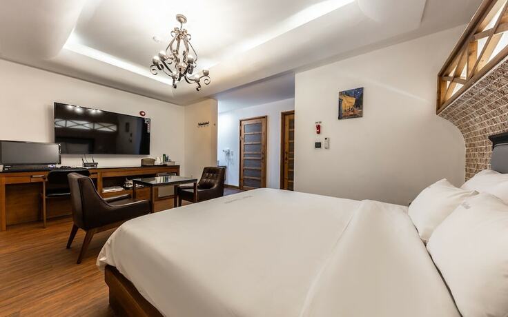 Imagen general del Hotel Chungju Toronto. Foto 3