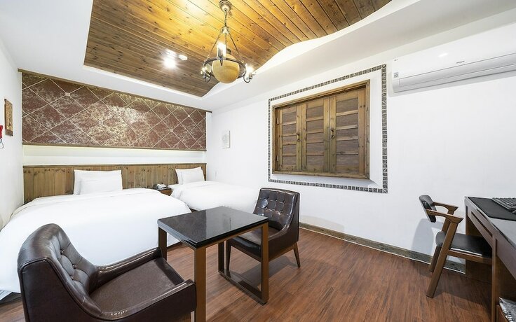 Imagen de la habitación del Hotel Chungju Toronto. Foto 15