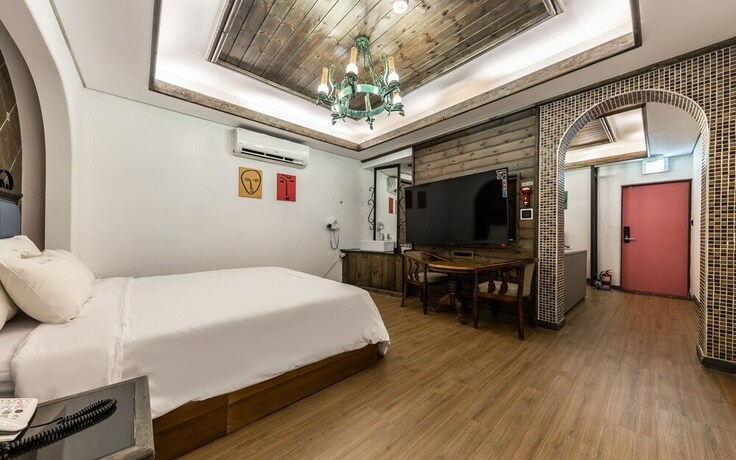 Imagen de la habitación del Hotel Chungju Toronto. Foto 24