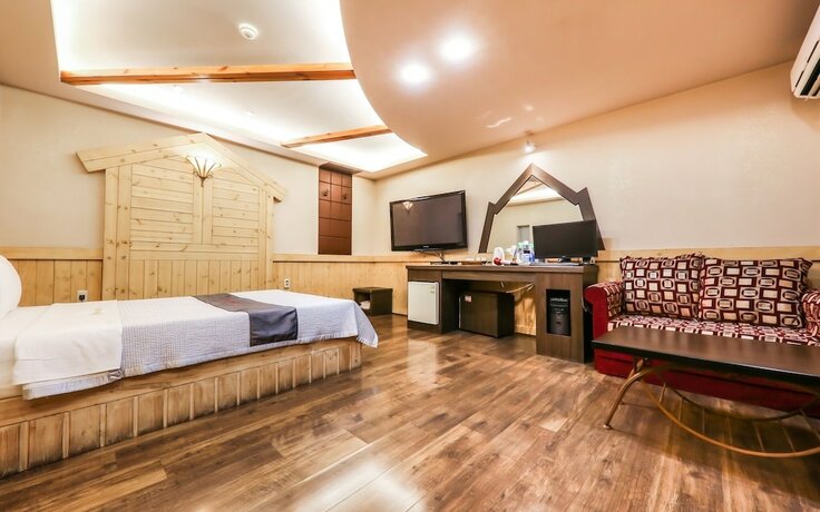 Imagen general del Hotel Chungju With Stay. Foto 6