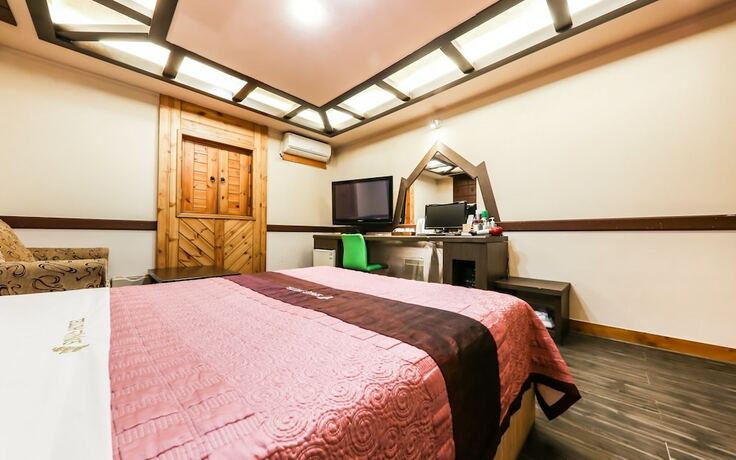 Imagen general del Hotel Chungju With Stay. Foto 8