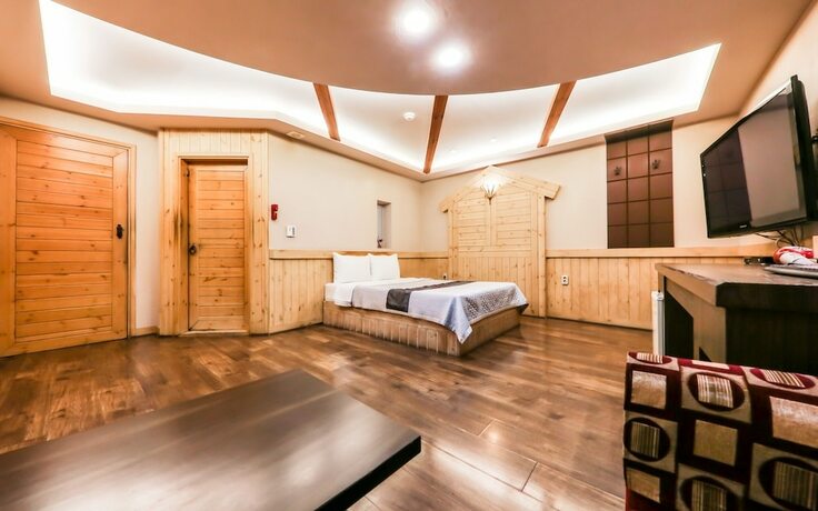 Imagen general del Hotel Chungju With Stay. Foto 11