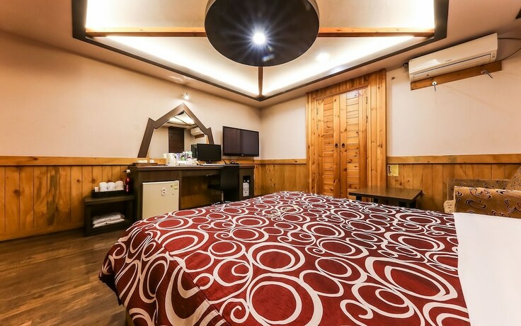 Imagen general del Hotel Chungju With Stay. Foto 20