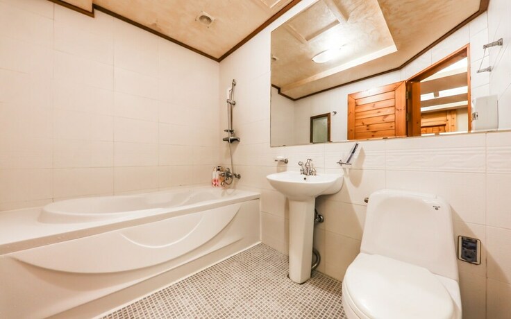 Imagen de la habitación del Hotel Chungju With Stay. Foto 24