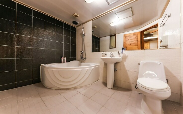 Imagen de la habitación del Hotel Chungju With Stay. Foto 30