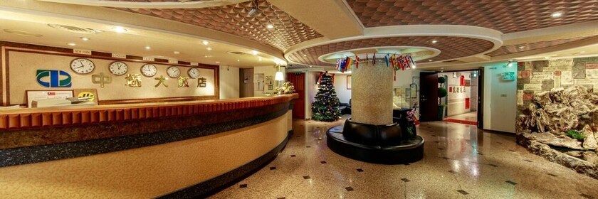 Imagen de los interiores del Hotel Chungli Business. Foto 32