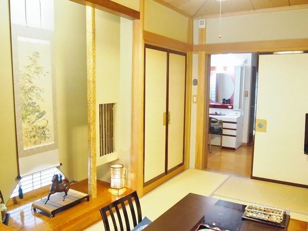 Imagen de la habitación del Hotel Chuo. Foto 2