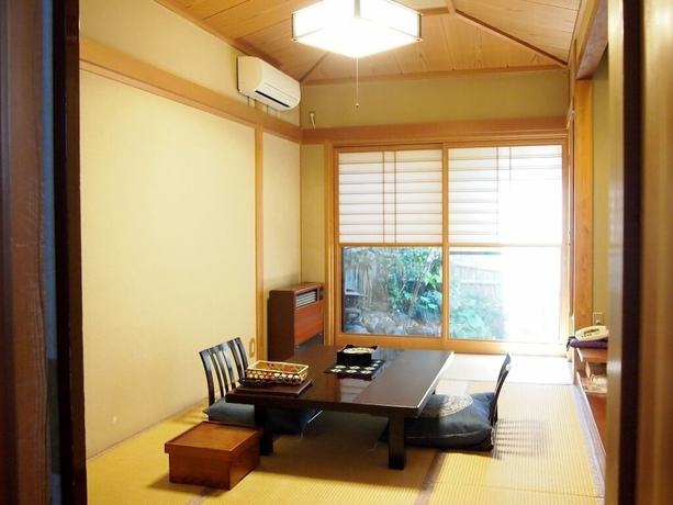 Imagen de la habitación del Hotel Chuo. Foto 5
