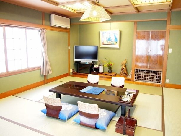 Imagen de la habitación del Hotel Chuo. Foto 10