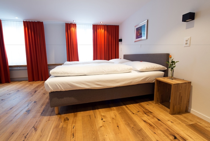 Imagen de la habitación del Hotel Chur. Foto 3