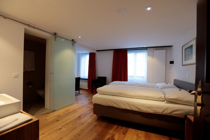 Imagen de la habitación del Hotel Chur. Foto 4