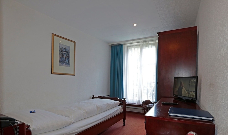 Imagen de la habitación del Hotel Chur. Foto 6