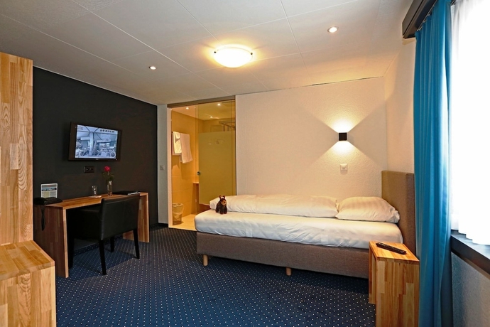 Imagen de la habitación del Hotel Chur. Foto 9