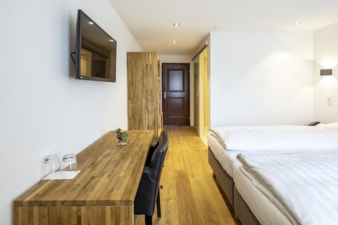 Imagen de la habitación del Hotel Chur. Foto 14