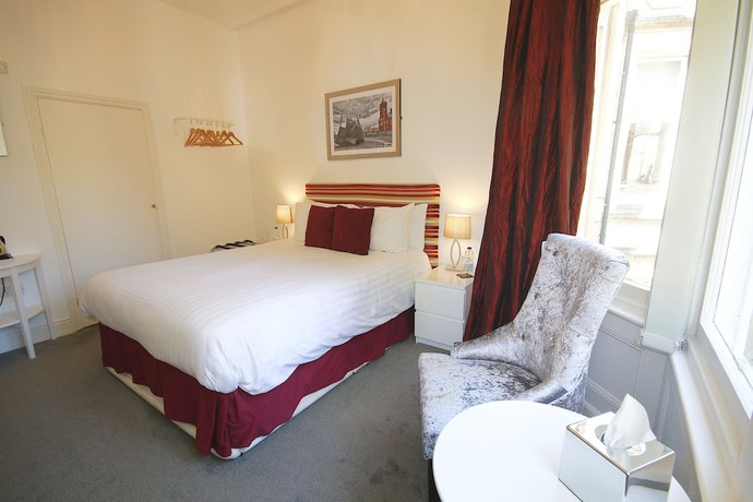 Imagen de la habitación del Hotel Church Guest House. Foto 17