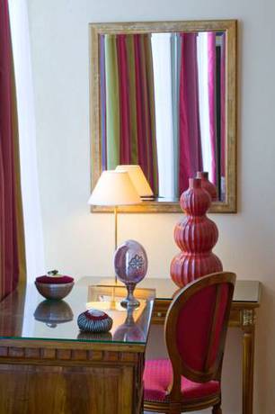 Imagen de la habitación del Hotel Churchill Bayeux Centre. Foto 14