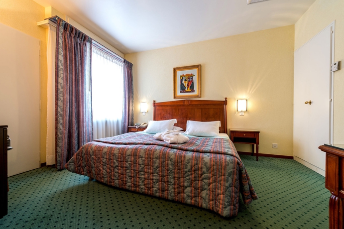 Imagen de la habitación del Hotel Churchill. Foto 7