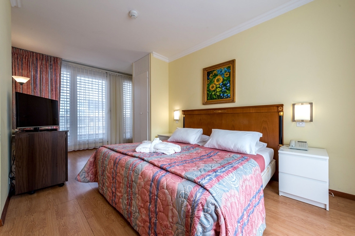 Imagen de la habitación del Hotel Churchill, Ginebra. Foto 9