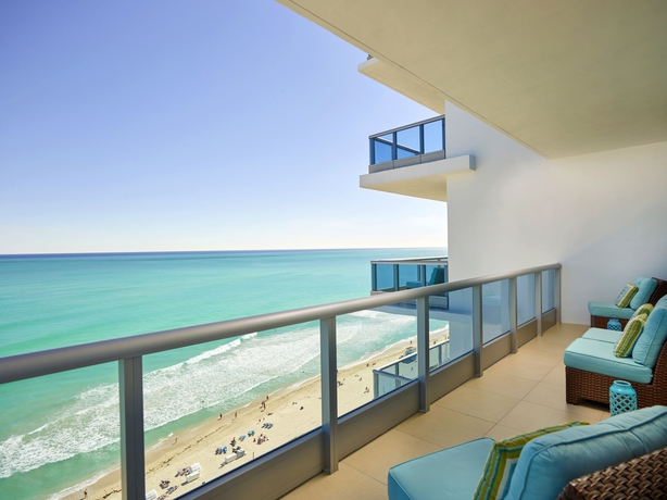 Imagen general del Hotel Churchill Suites Monte Carlo Miami Beach. Foto 1