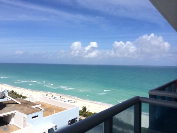 Imagen de la habitación del Hotel Churchill Suites Monte Carlo Miami Beach. Foto 7