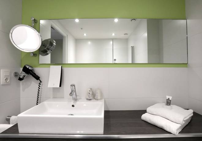 Imagen de la habitación del Hotel Churchill Terneuzen. Foto 9