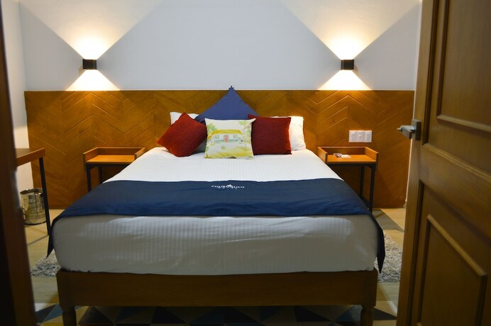 Imagen de la habitación del Hotel Churumuco. Foto 13