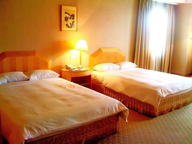 Imagen general del Hotel Chuto Plaza. Foto 13