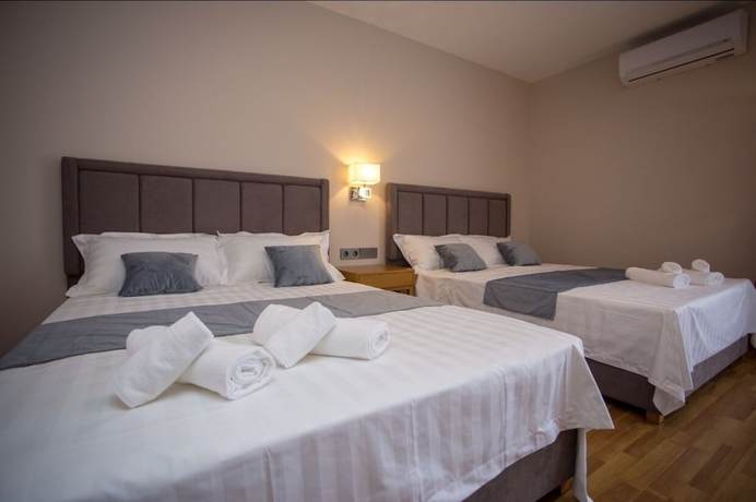 Imagen de la habitación del Hotel Chveni Ezo Boutique. Foto 8