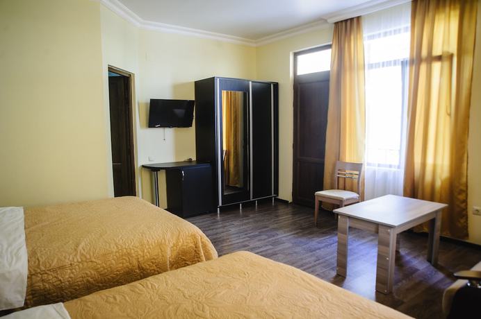 Imagen de la habitación del Hotel Chveni Ezo. Foto 13