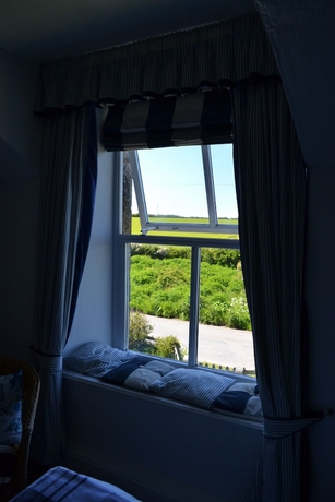 Imagen de la habitación del Hotel Chyheira. Foto 15